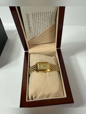 Vintage GENEVE Gold Tank Watch Rectangular Old Money Aesthetic w/ Box